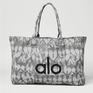 ALO YOGA heavy-duty shopper tote